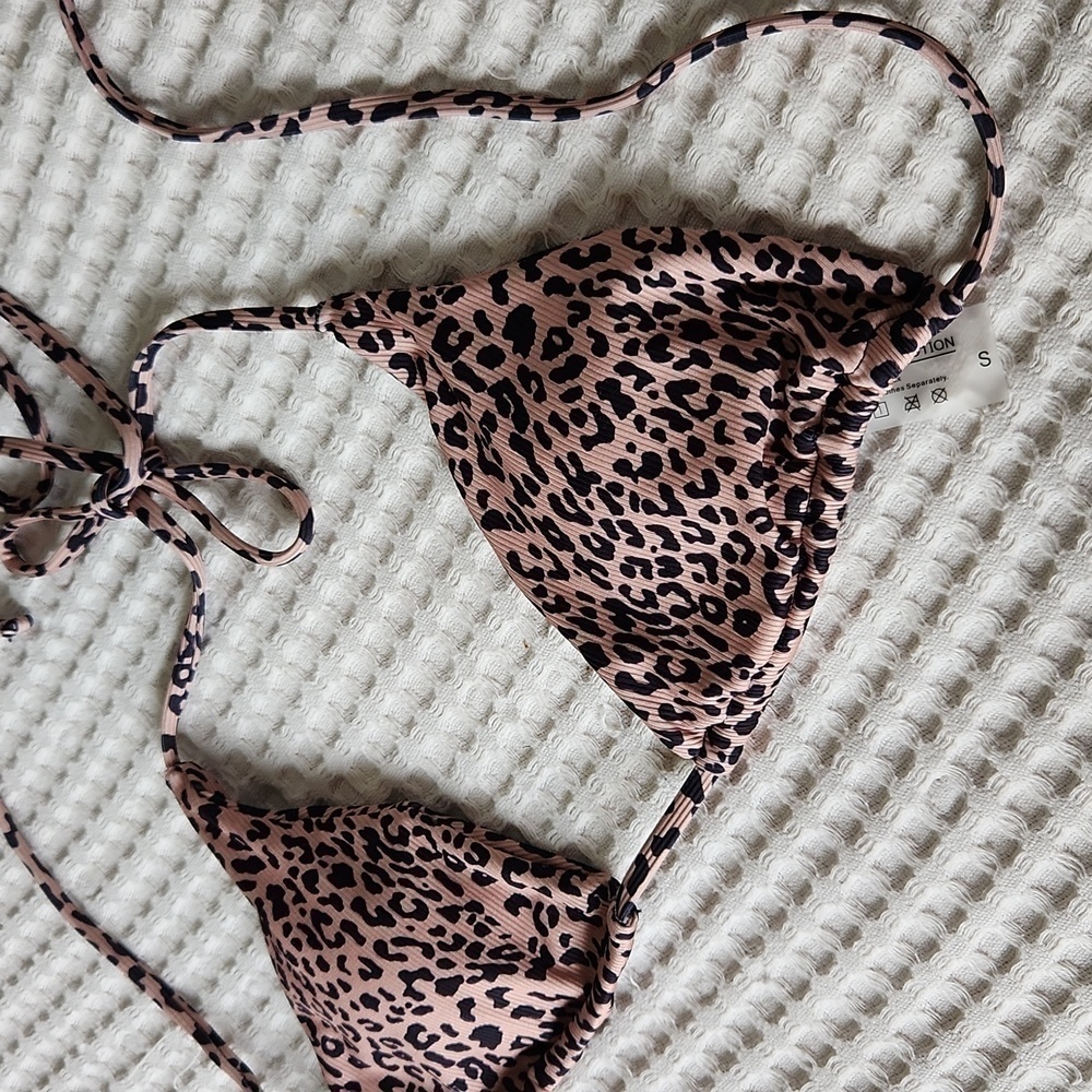 Bikini animal print top beach vacation - Picture 2 of 6